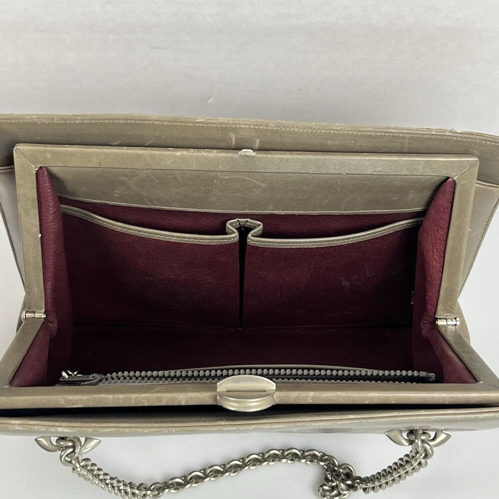 1960's VTG Gucci Gray Leather Purse/Handbag Chain Handle w/ Knight Zipper Pull - Picture 7 of 16